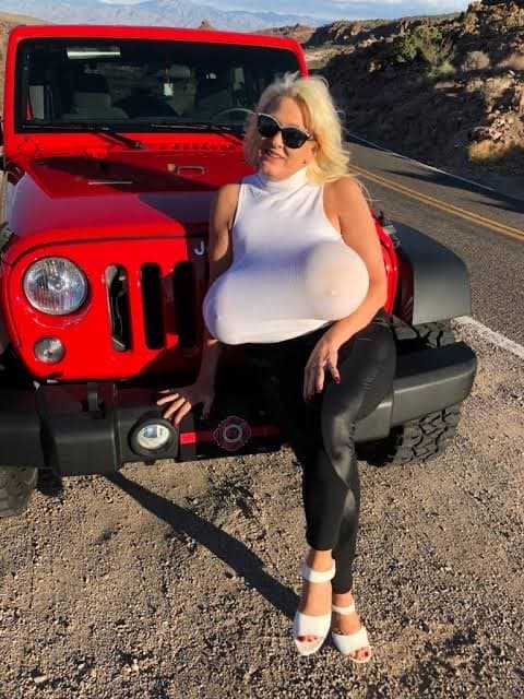 Bimbo Granny (Kayla)