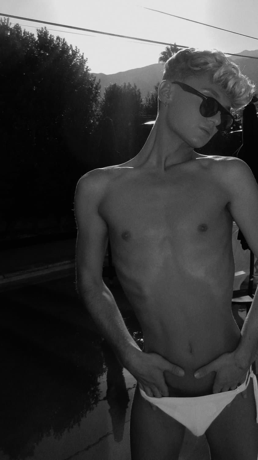 ZAC ?? WEST HOLLYWOOD FEMBOY ✨️✨️✨️✨️✨️