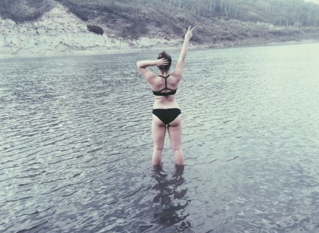 Canada - Rianne, thick ‘n busty country girl