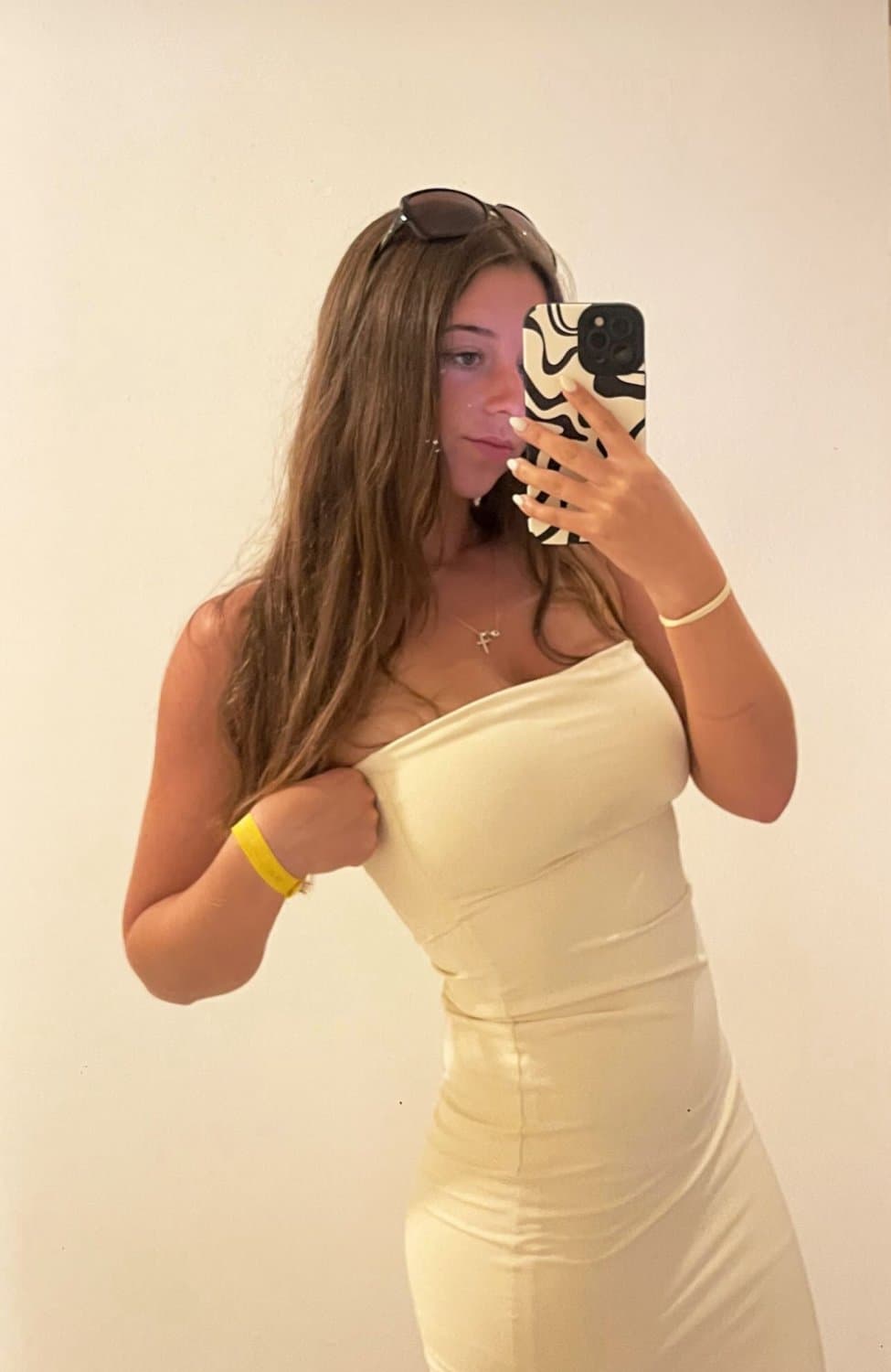 Cheating Jewish Slut Kira Loves Black  Dick