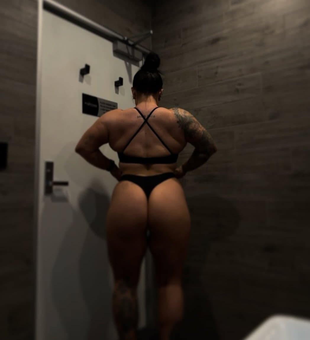 Fit slut from New Zealand