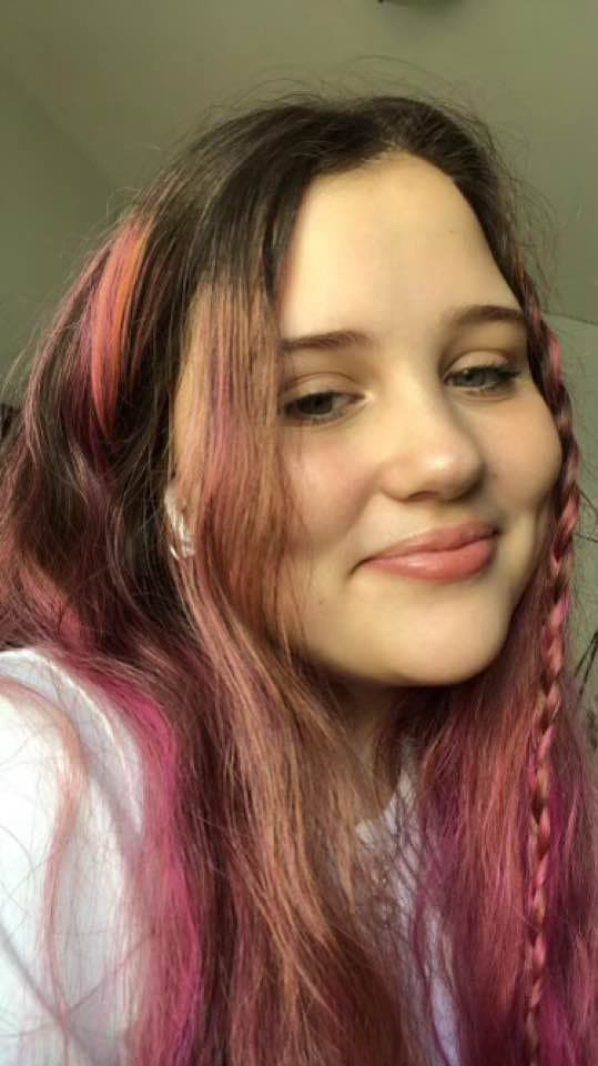 Avery 21 years old from Chicago