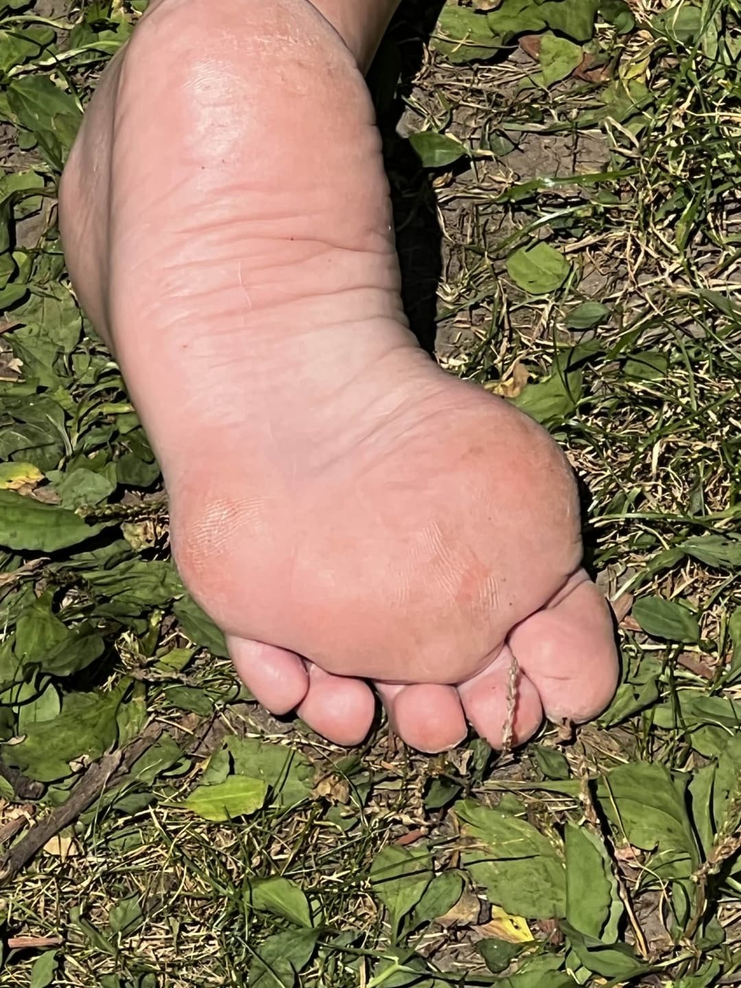 Click to view full size Step-moms archy feet