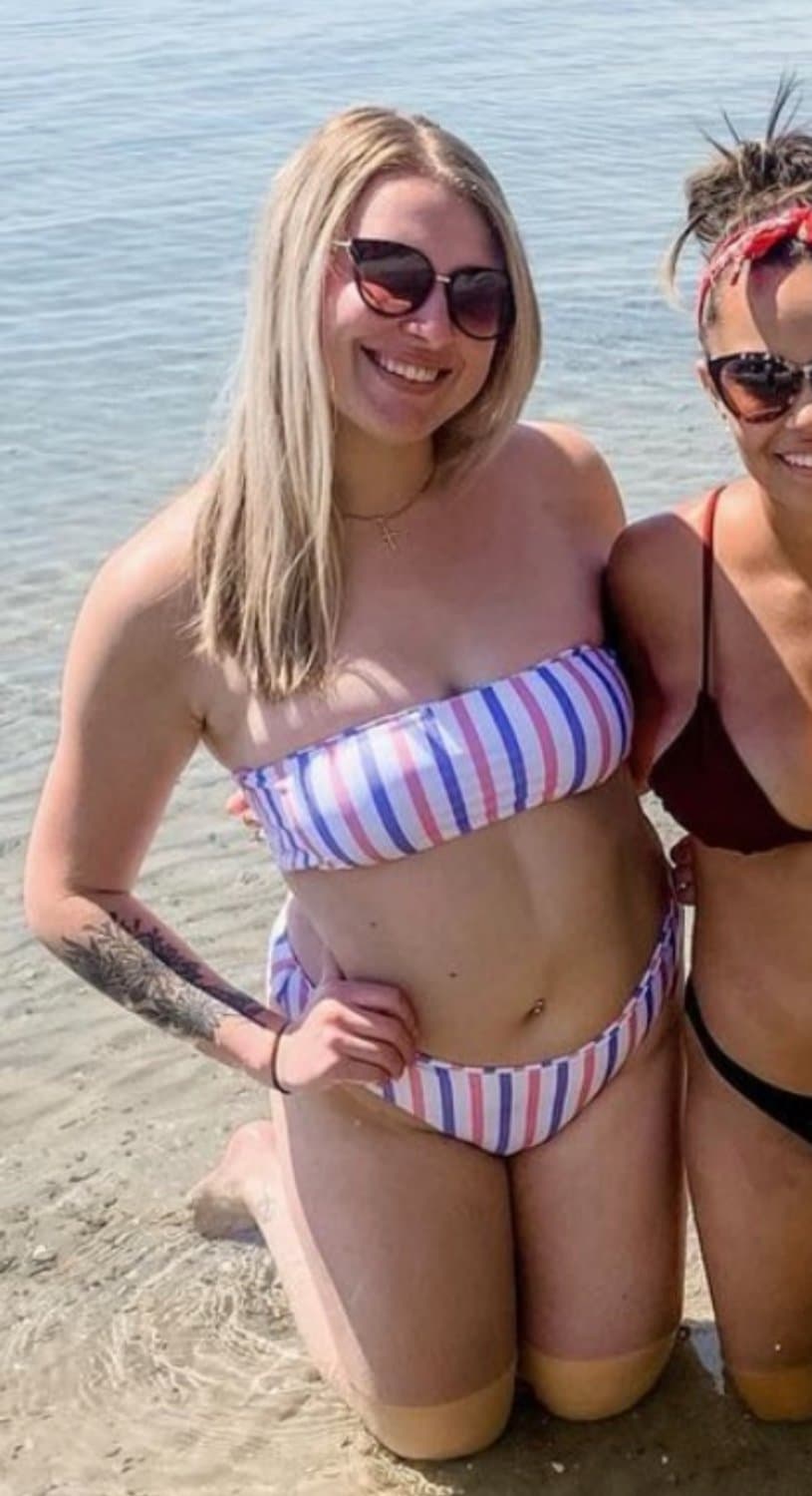 Busty PAWG I know irl would look a lot better w everyone’s load painting her glasses