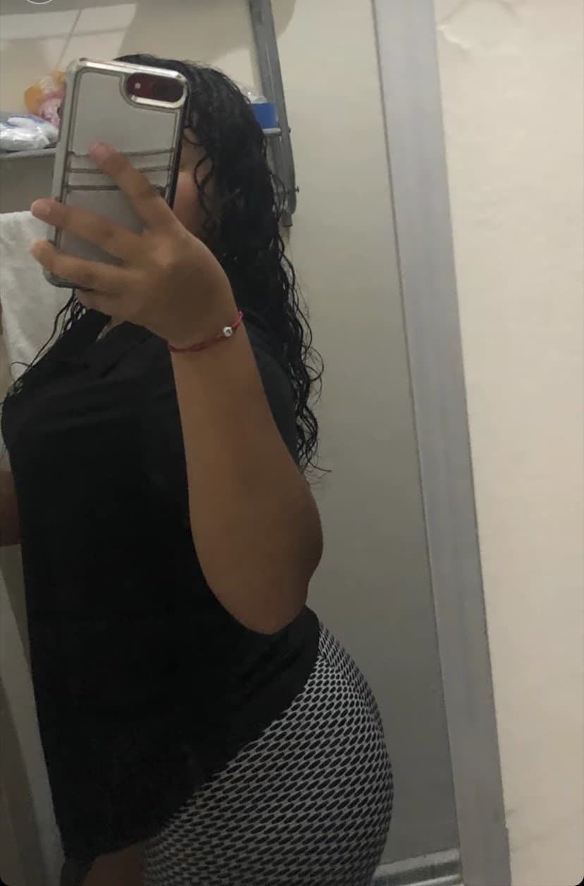 I want to fuck my cousin so bad but she always playing with me like always ??