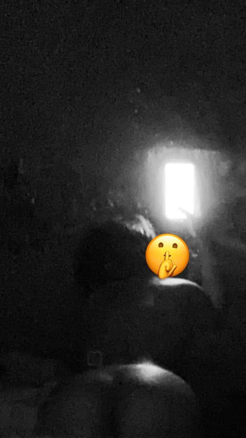 A ver precioso sácatela te la voy a calificar, disponible para chats?