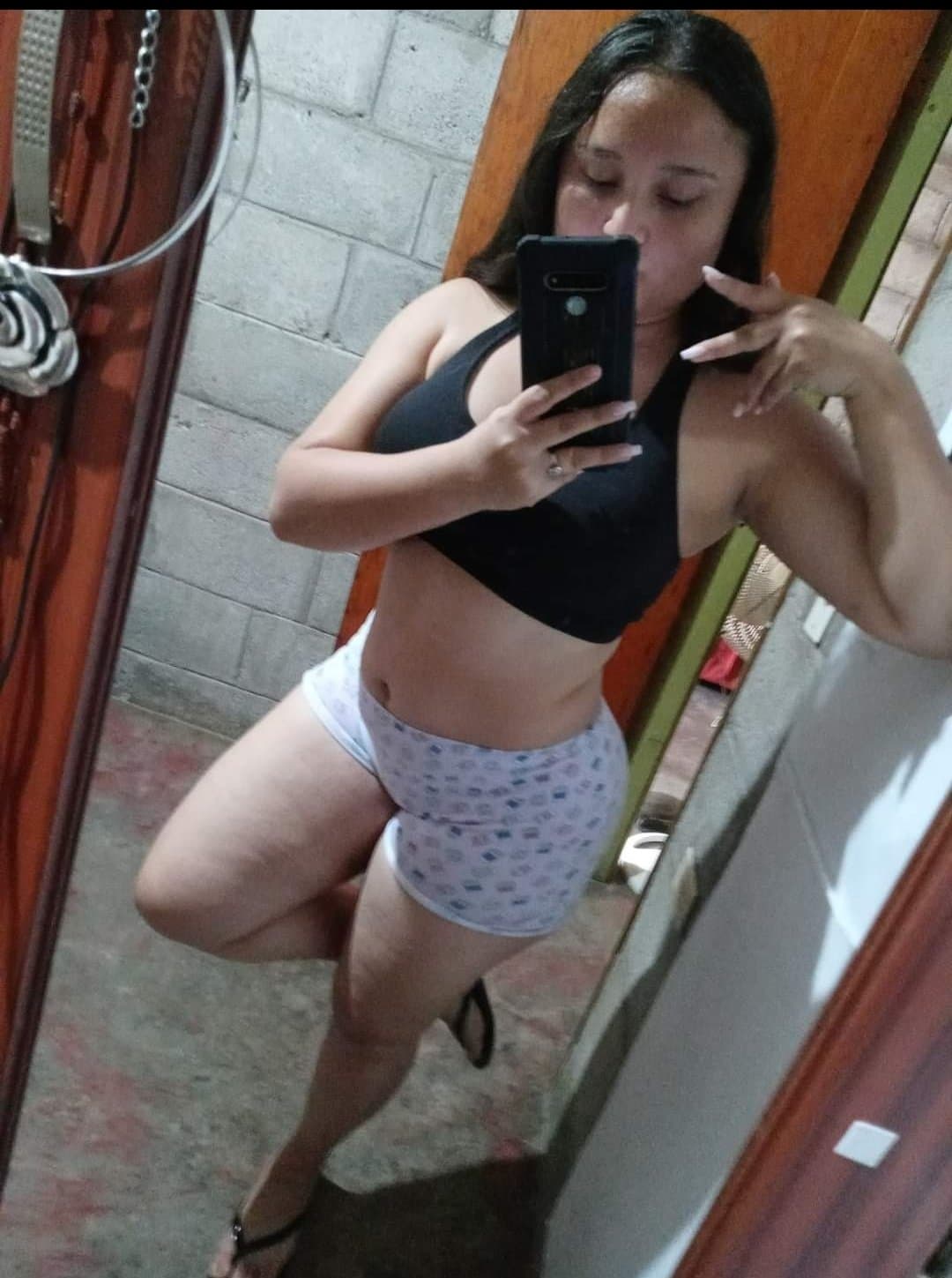 Aporte de un aficionado- mamita con un tremendo y delicioso culote ???❤️❤️