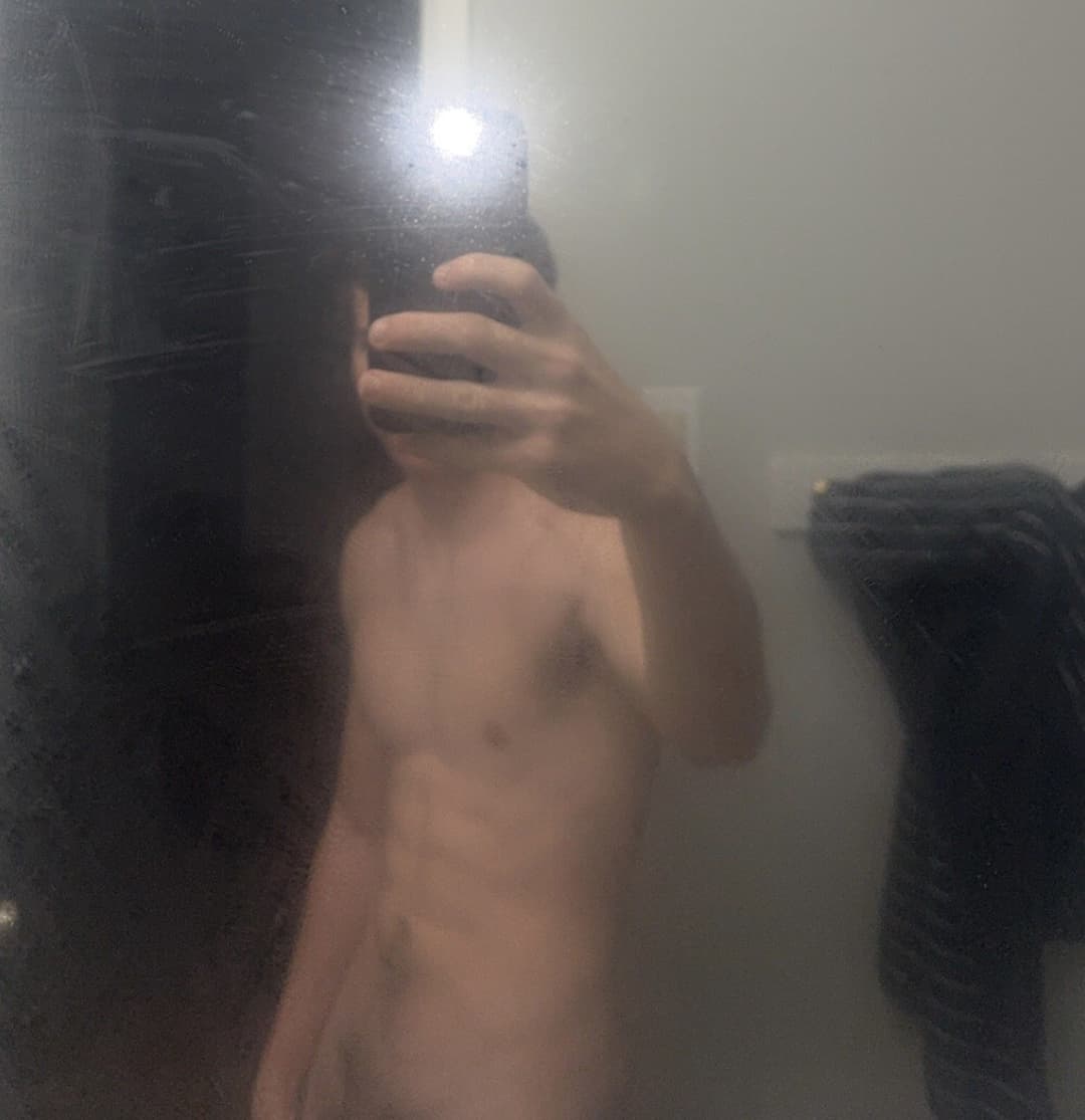 Looking to show off and get off with any girls looking for a nice time. Dm me on Kik or snap