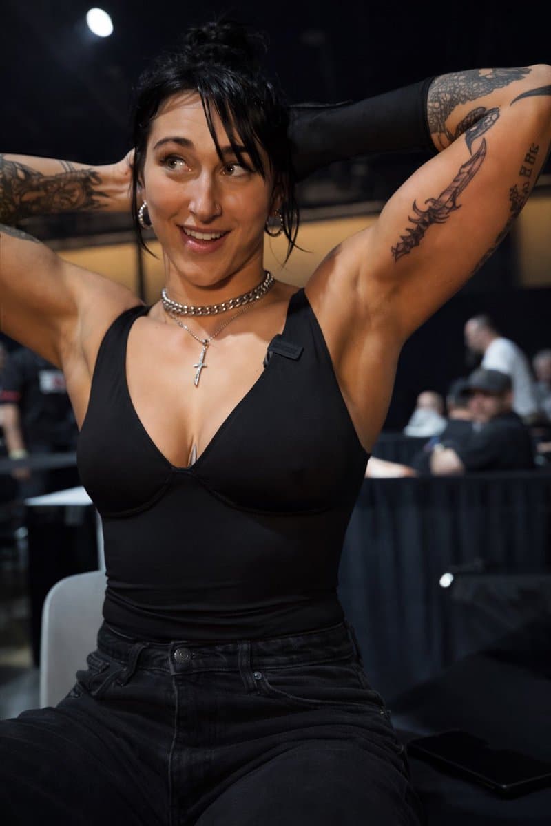 Mami Rhea backstage tease (AI)