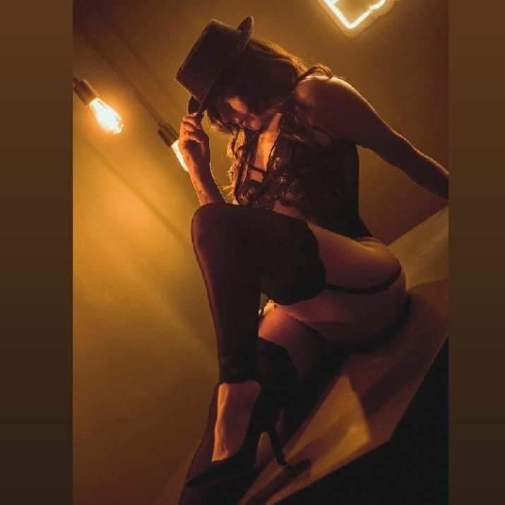 Raphittaa Sillva, Angel Rivas, Keira Croft,sósias