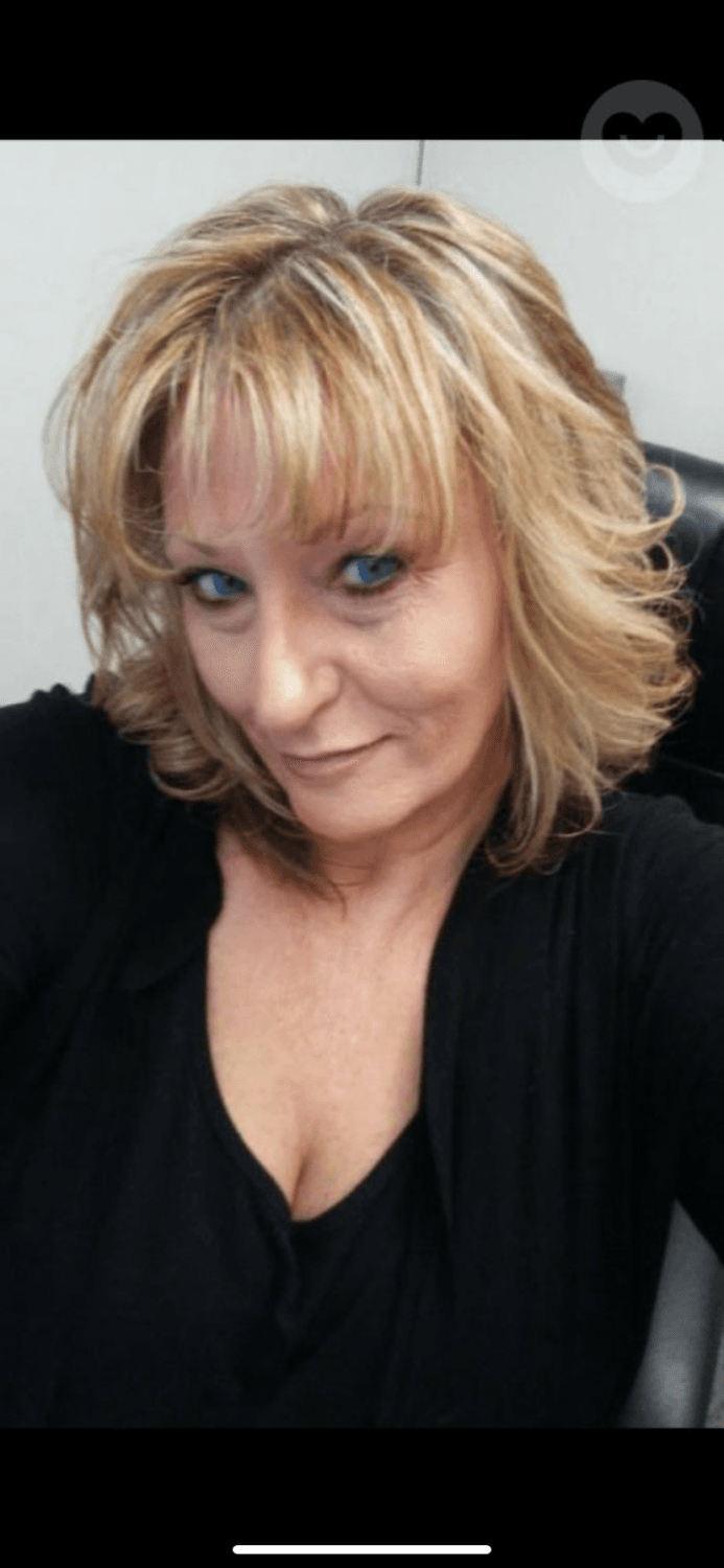 Stupid whore Pamn Ghosted me because i wouldnt give her money lol