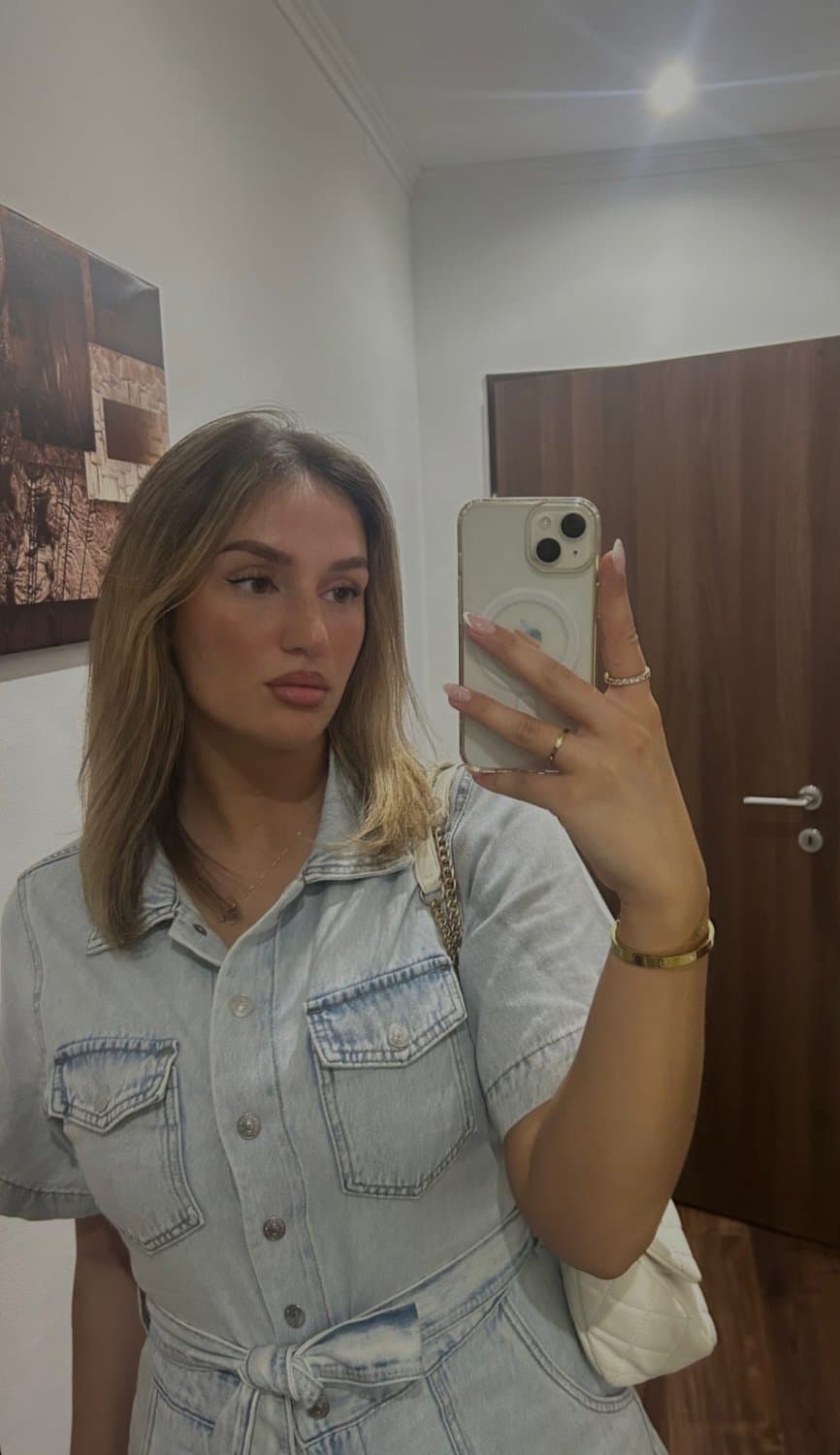 Amina.. Tuzla??/Wien?? Kommentiert geil / Komentarisite! Ko Poznaje inbox, wer sie kennt, dm