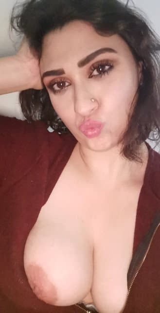 Beautiful and attractive Iraqi wife7771