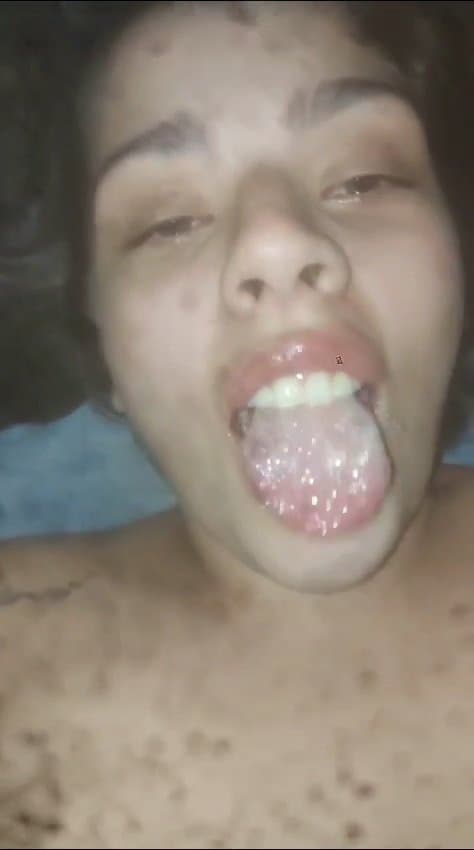 Mi puta actual y algunas de las putas que me he comido que hermosas son las putas esta