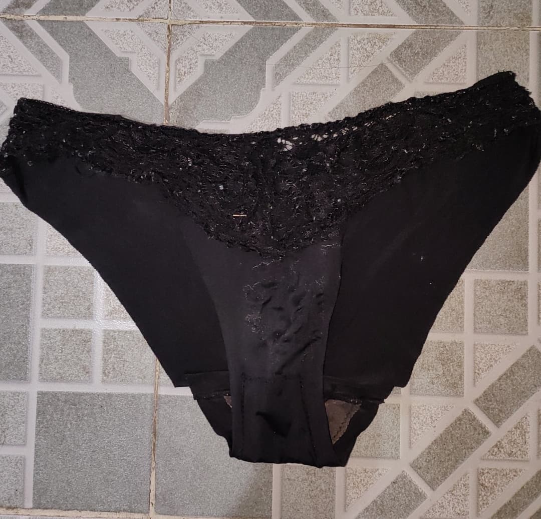 Fetiche, calzones de mi cuñadita y suegra sucios