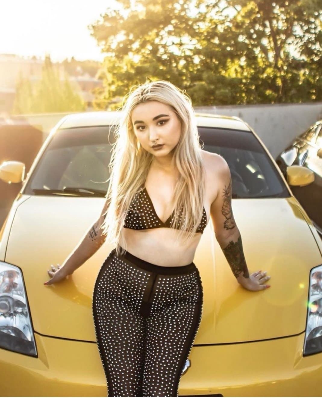 Burlesque dancer 2 early years