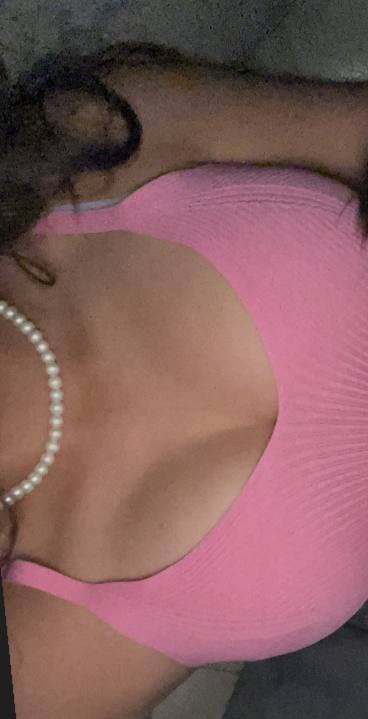 ELLA ES REGINA, ES DE MONTERREY MÉXICO Y ES OTRA PUTITA MÁS QUE FUE ENTREGADA POR SU NOVIO ??