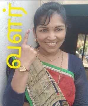 Pics - Valarsampavam Famous Tamil Wife Cheating+ Affair