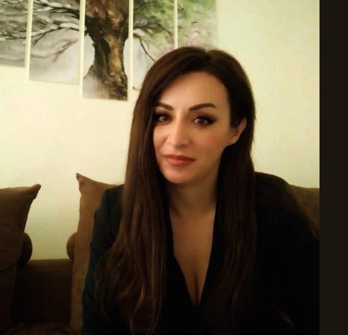 My friends Greek mom I want to fuck her very bad cum on her
