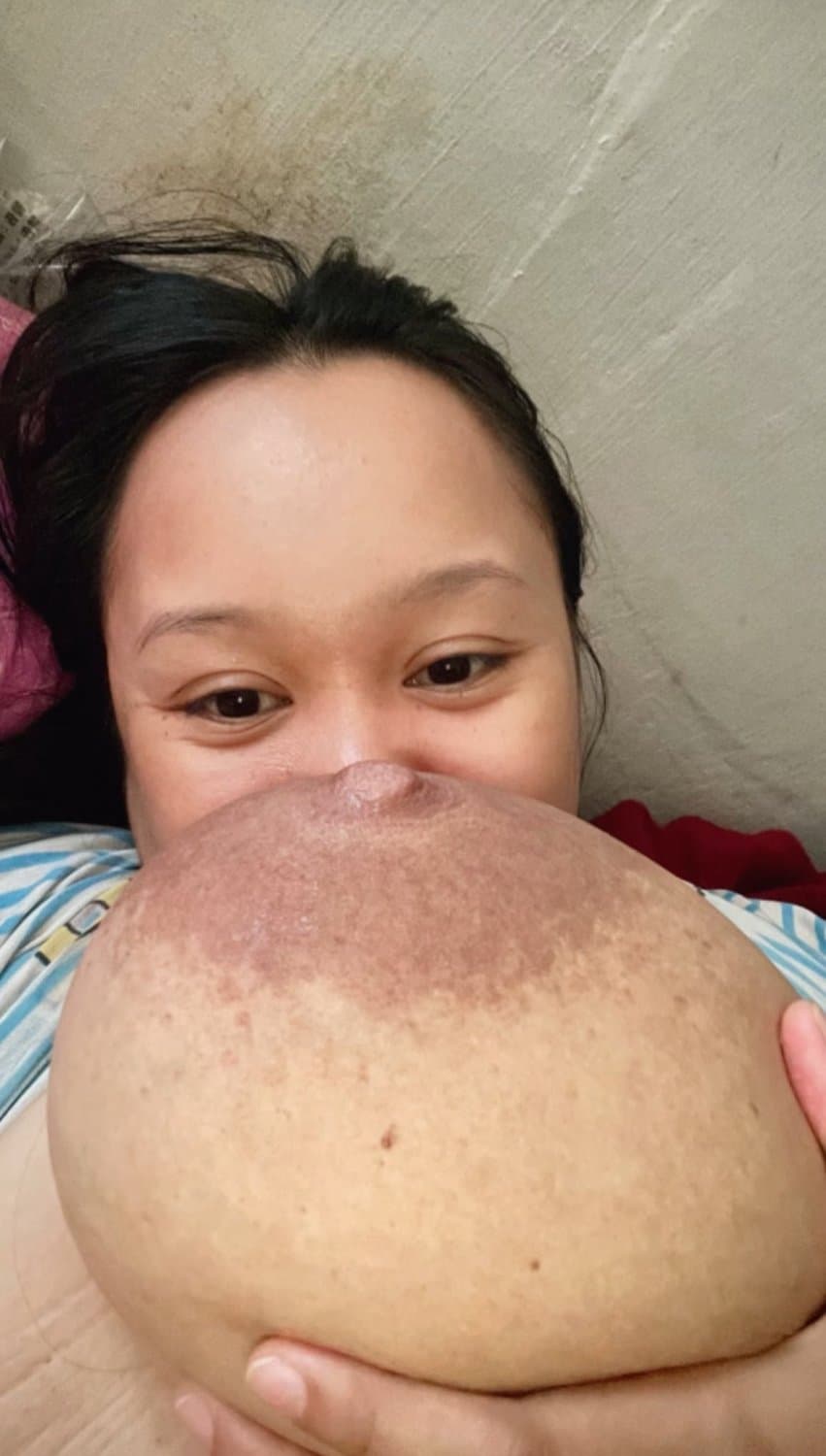 Click to view full size Raven - Não Tem Como Não Leitar Pra Essa Tetuda Suvacuda Da Xota Suculenta