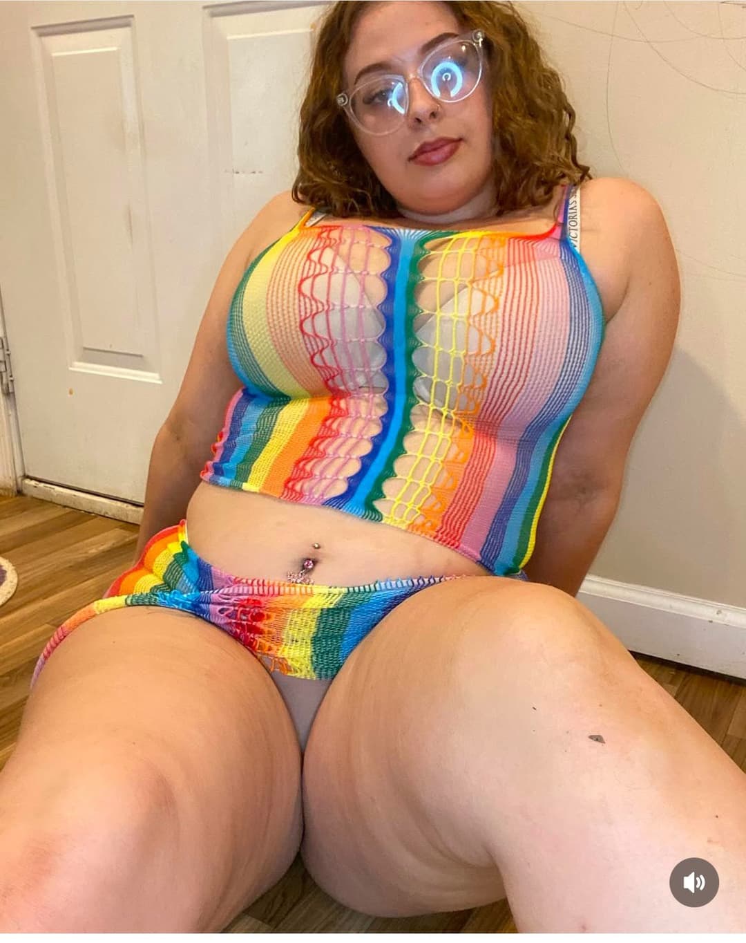 Gotta love a thick ass white girl