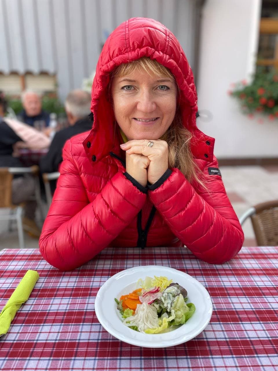 Spread without mercy! Sonja from Nuremberg