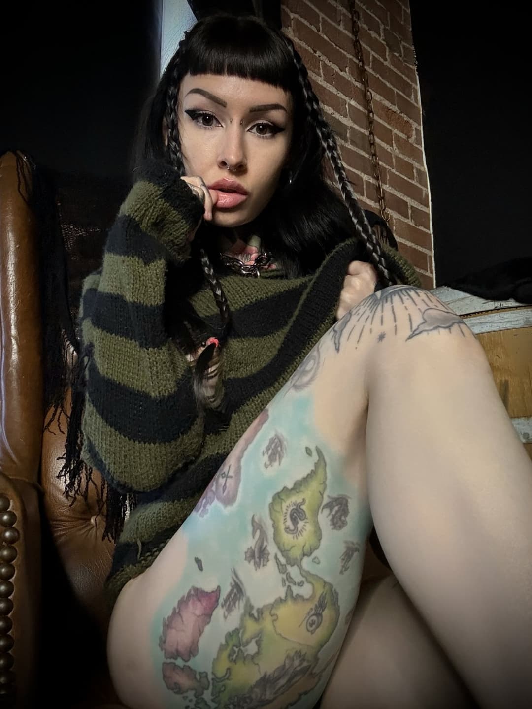 I’m a real woman, with clear limits and a strong presence