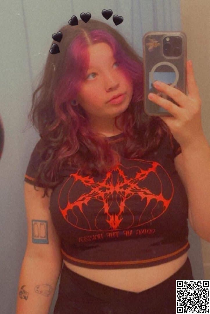 Kaylee - 23yo Big Tits (Non-nude)