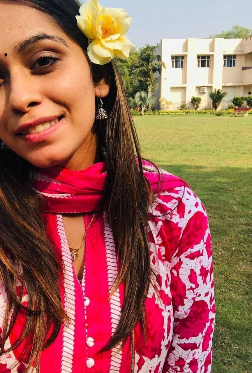 Beautiful punjabi busty babe leaked collection ??? hottest sardarni Muskan kaur randi