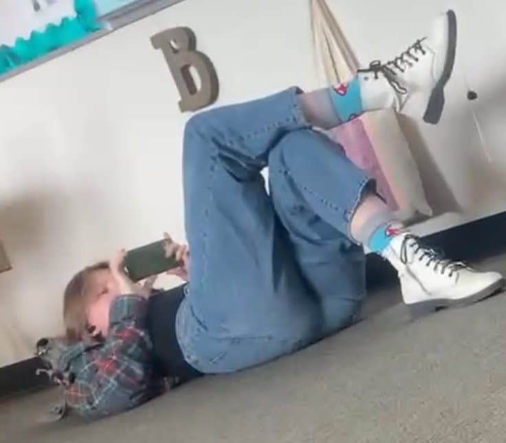 Sexy Teens Ass + Face pic