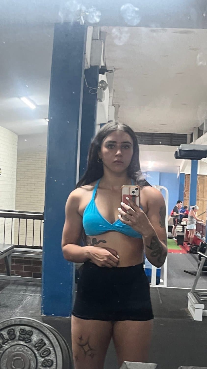 Dark Haired IRL sexy slut wants to be risked.  Wants you to goon to her hot tatooed toned body