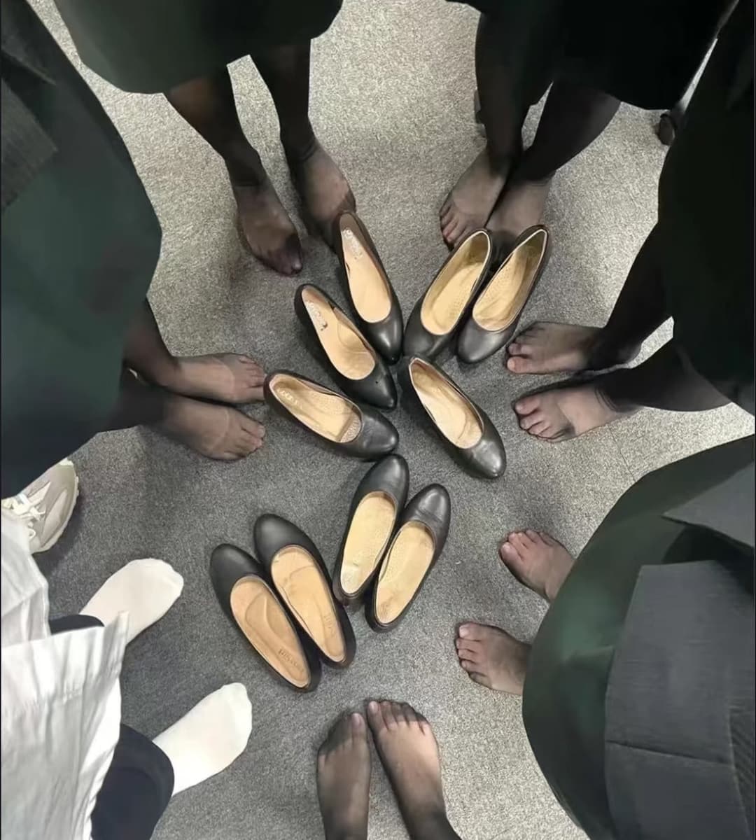 Asian feet / shoes & cum