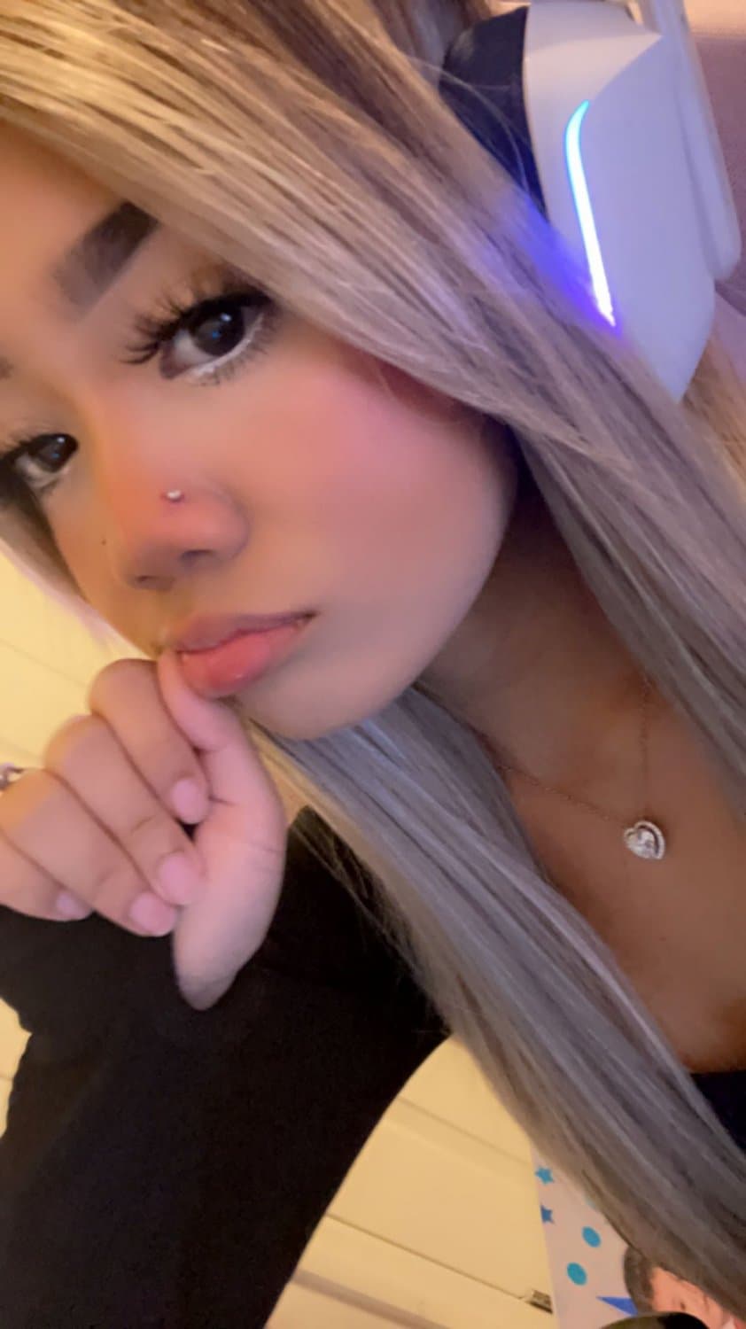 Click to view full size Sexy petite ABG teen Cece