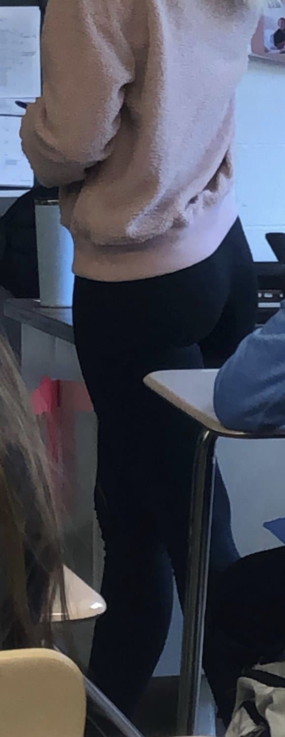 Keep that ass locked up in tights for gooner use