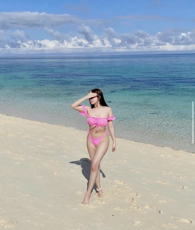 Click to view full size 20yr old on vacation cheating on bf back home