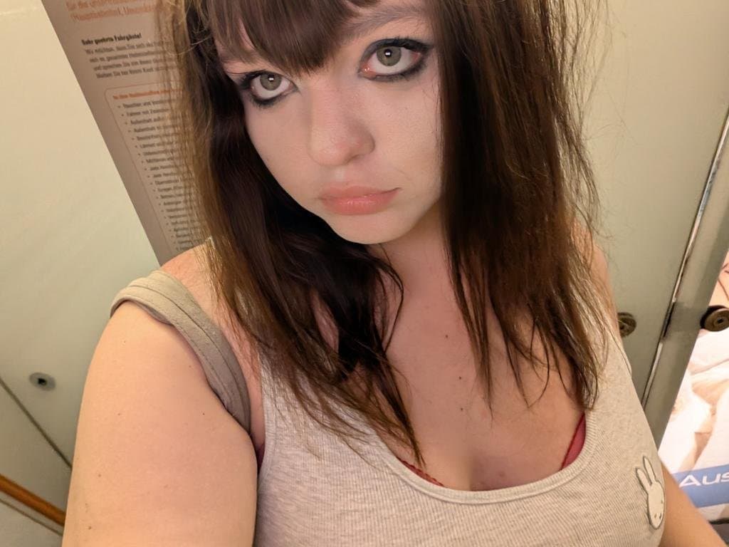 Chubby alternative slut