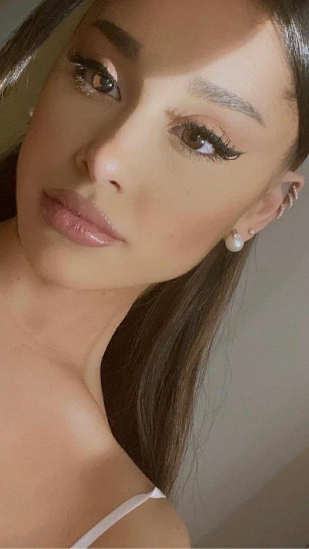 Ariana Grande is my favourite and only porn ??