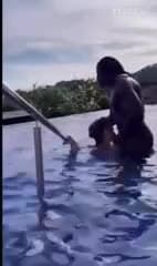 Video porno de la famosa enana Valentina Midget follando  - Xpaja