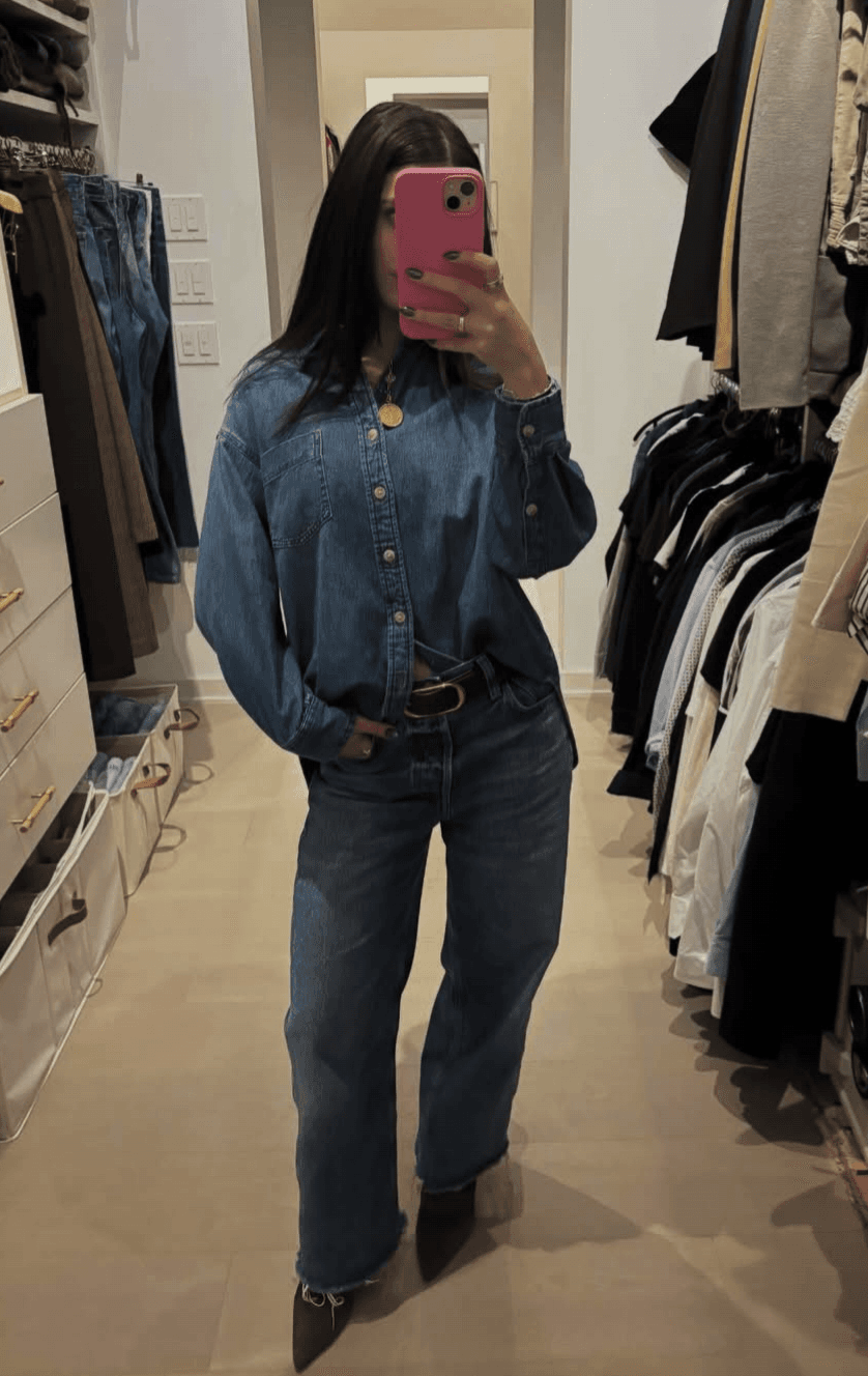 Ella Bond Instagram: ellabond Tik Tok: ellabellabond212