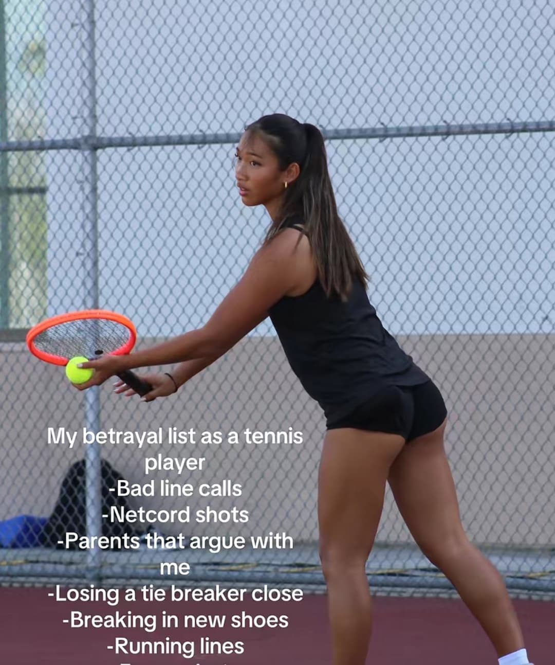 - friends asian slut girlfriend playing Tennis -
