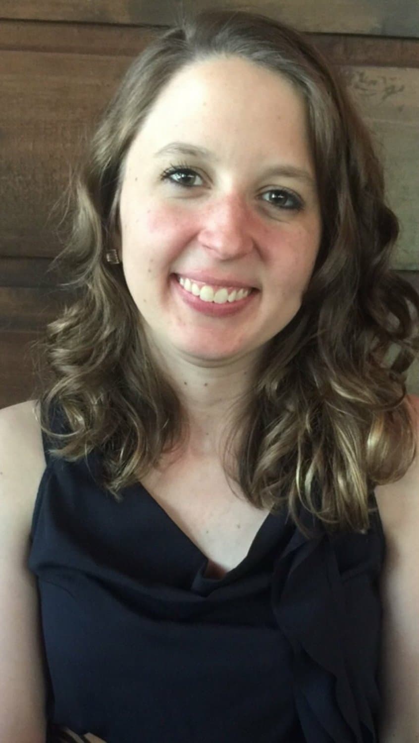 Slut mommy Jennifer, uses her face as her birth control now