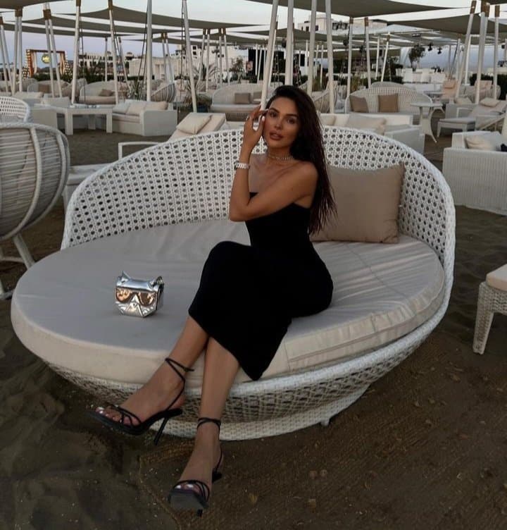 Sexy glamour feet pedicure woman