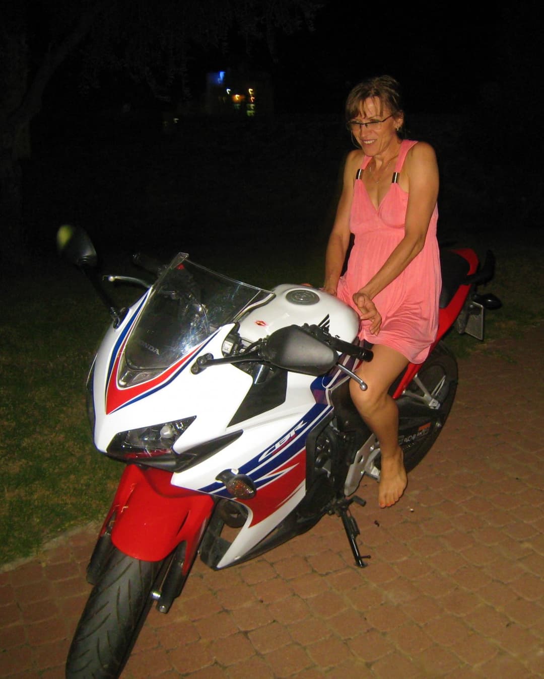 Irina Public and Outdoor Dogging Whore Wife 37