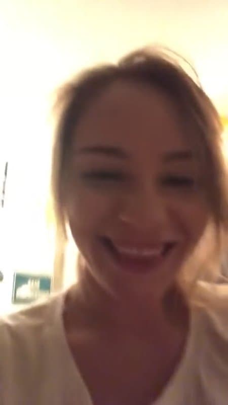 helping her roommate reach orgasm & squirt