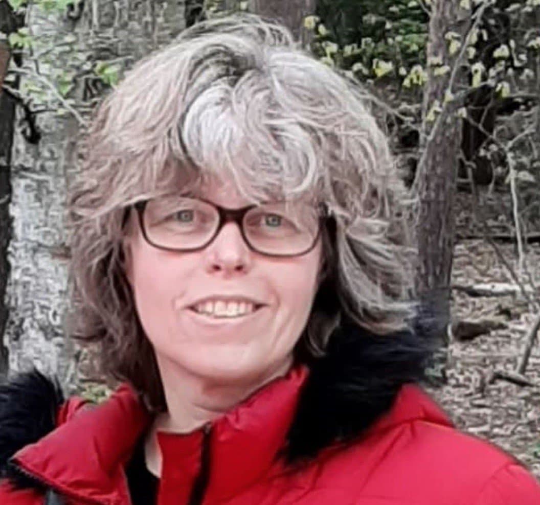 Johanna a married and cheating Dutch slut to use and fuck who loves gangbangs and cumdumps