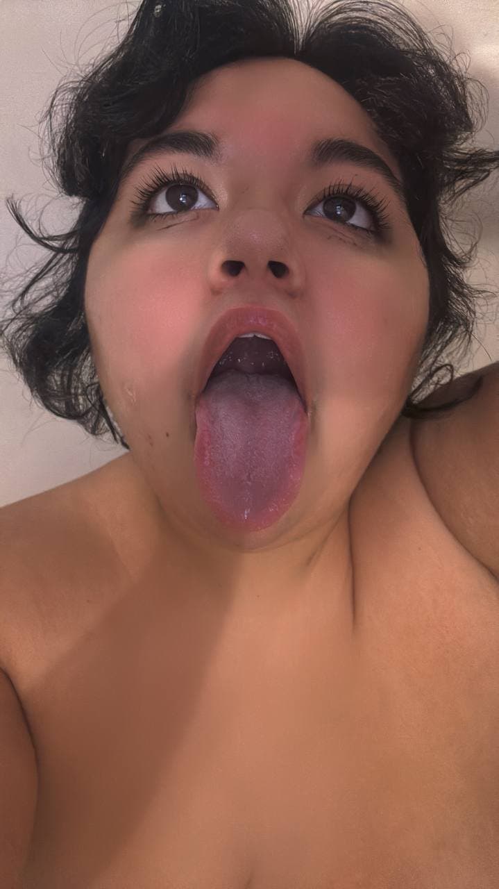 Click to view full size Coked Up Slut , FreeUse for ❄️ Mcallen