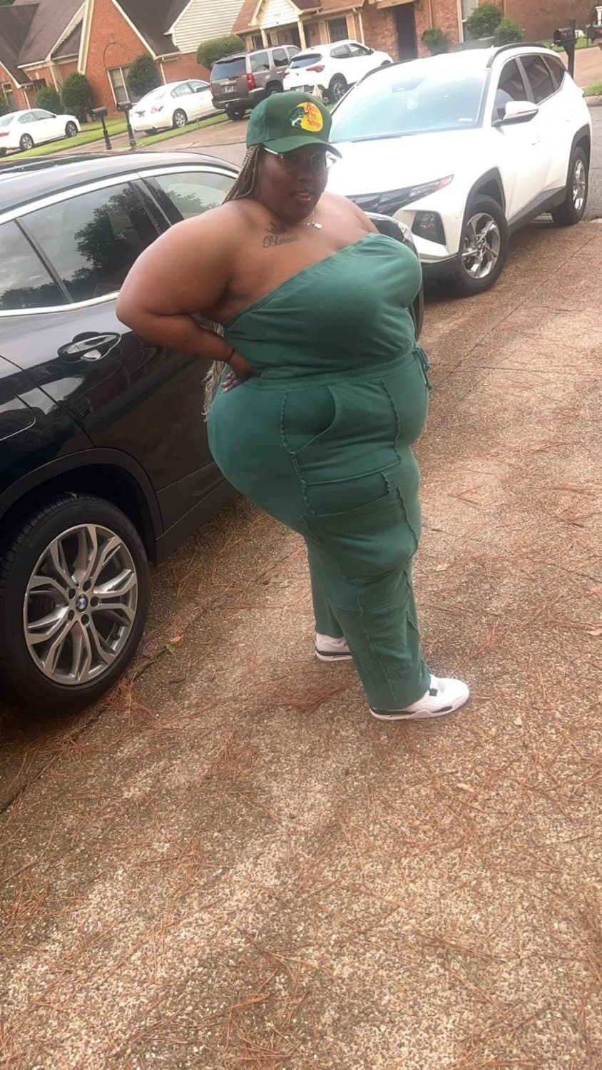 SSBBW EBONY HUGE OLE BIG ASS BOOTY