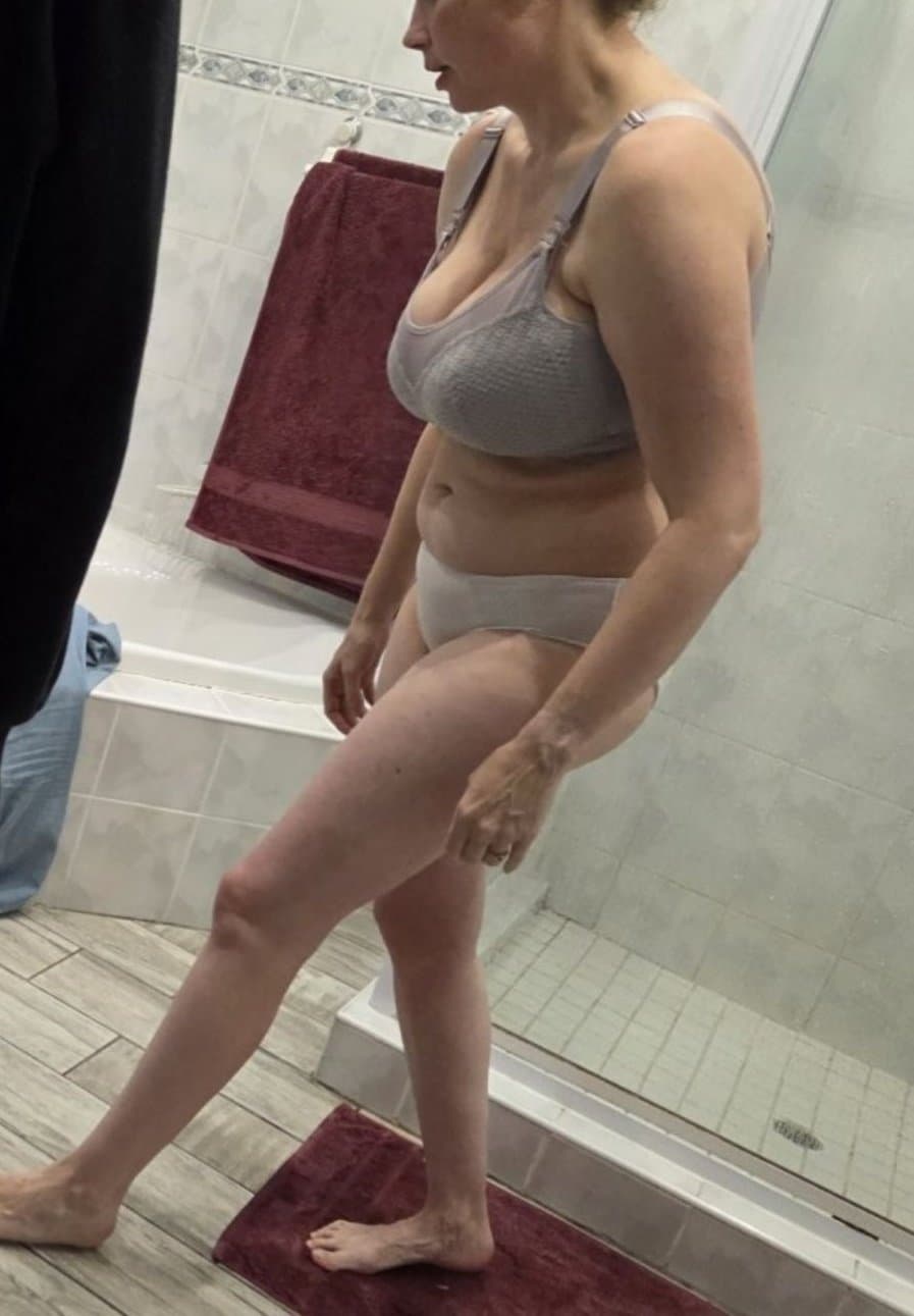 Hot wife with some commentary from her husband