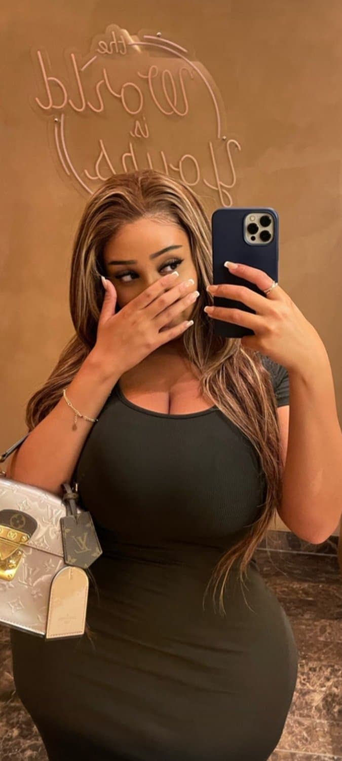 200 pounds of curvy and juicy ebony Fucktoy ?