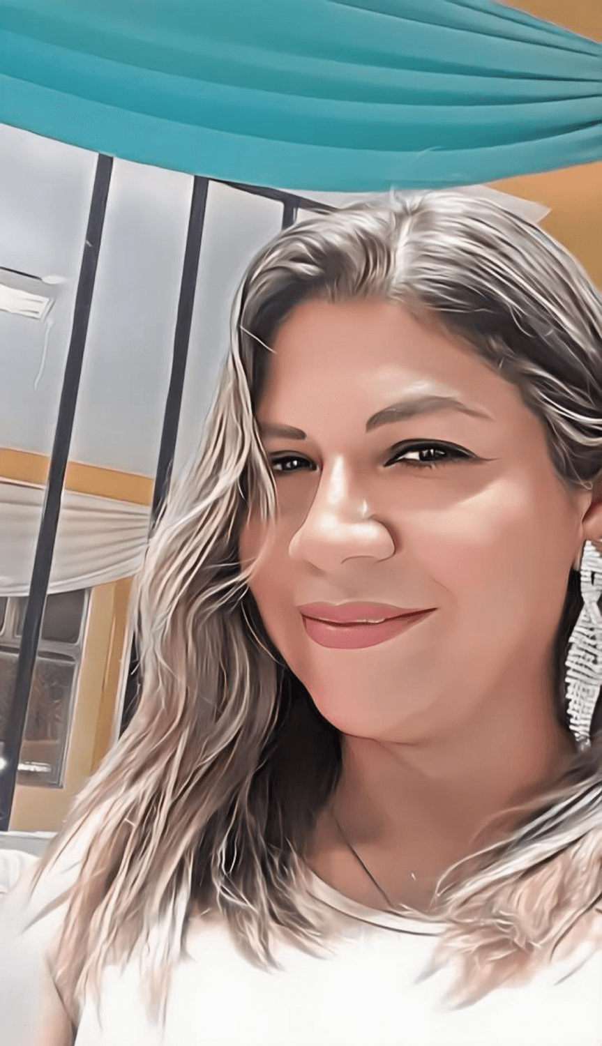 VICTORIA ROMERO UNA MILF SUPER GUAPA Y CON ENORMES TETAS PARA CHUPAR TODO EL DIA. DISFRUTEN